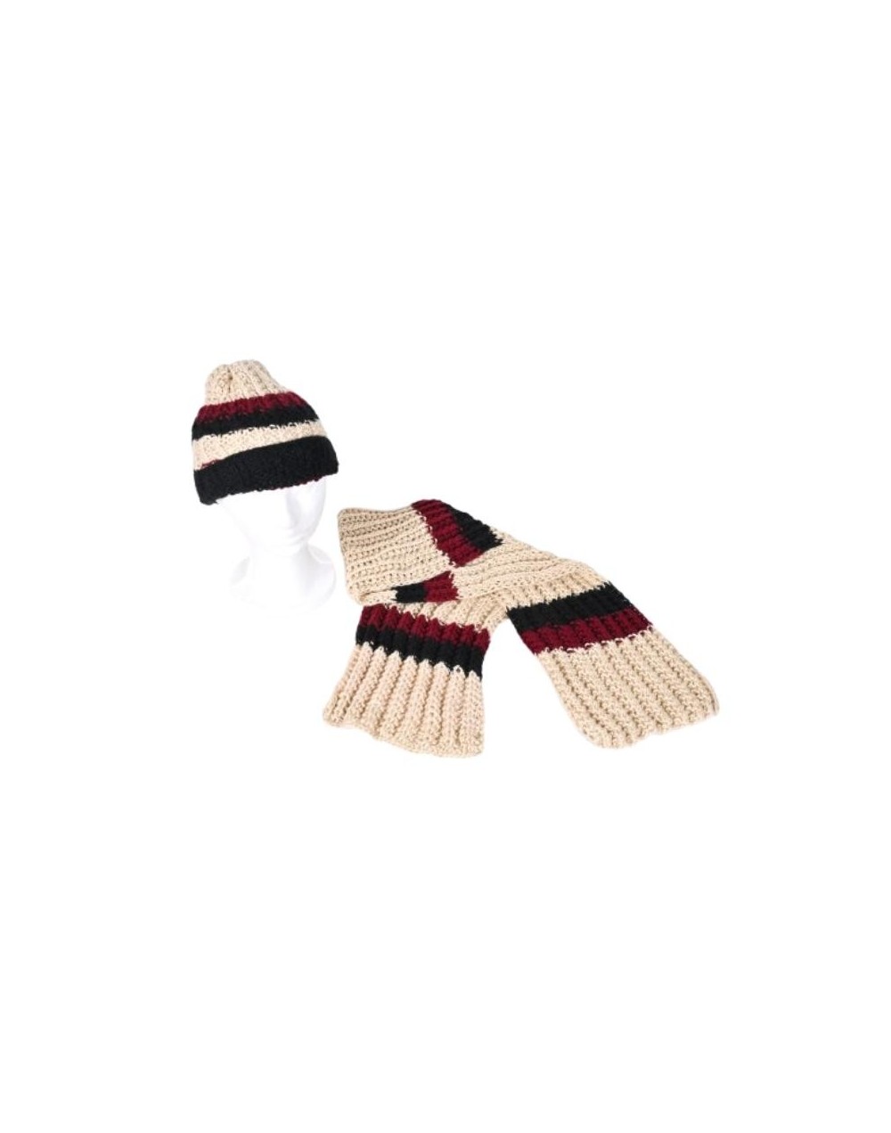 Gorro y bufanda tejido