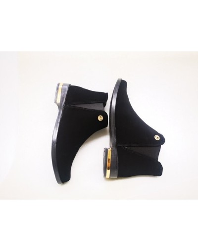 Botines Negros Planos para Mujer | Moda y Comodidad
