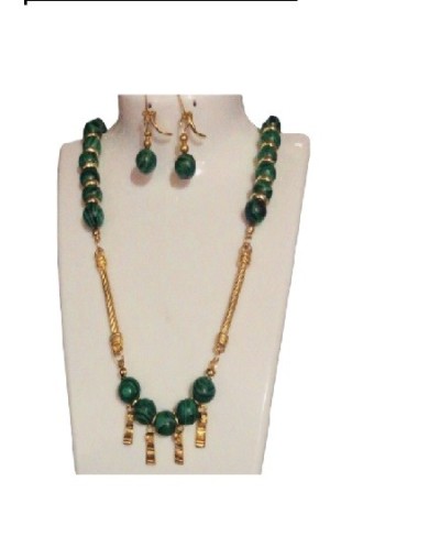 Juego collar y aretes precolombino