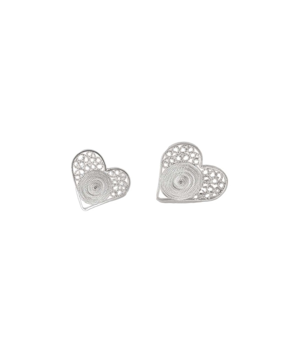 Aretes tipo topo corazón centro de pandero. Plata Ley 950.