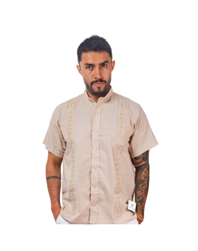 guayabera en lino caqui