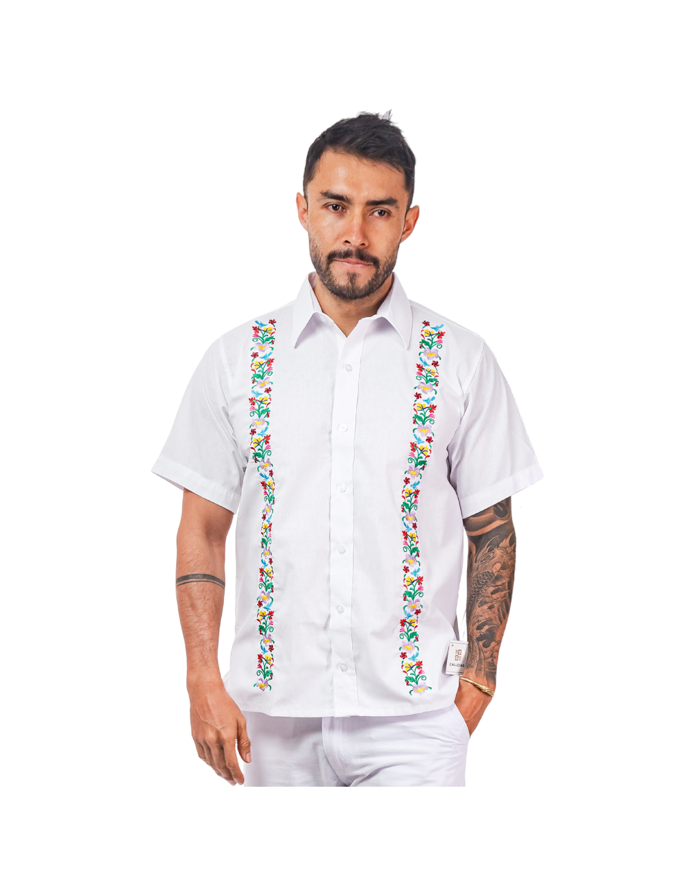 guayabera en lino blanco con bordado amazonico