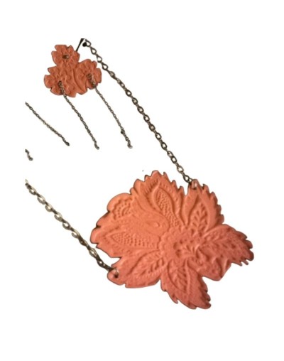 Collar en cuero Florentina 