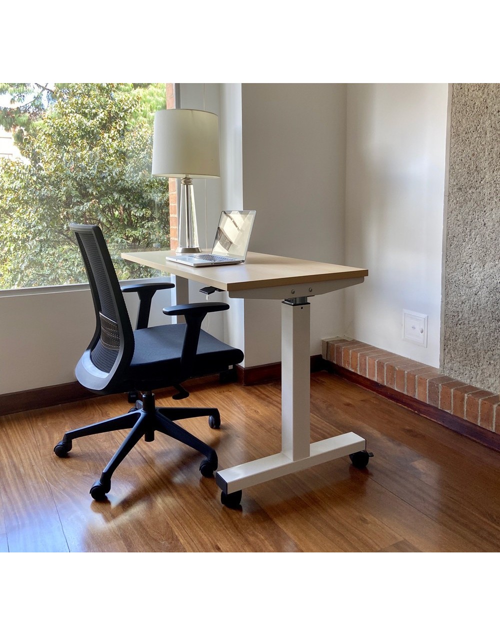  Escritorio Elevate Maple