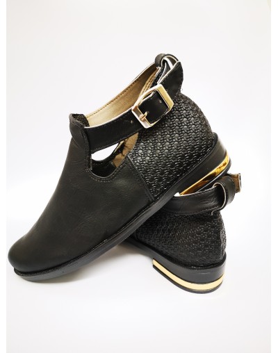 Botines para mujer negros planos de moda