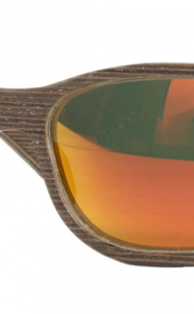 Gafas de sol en madera