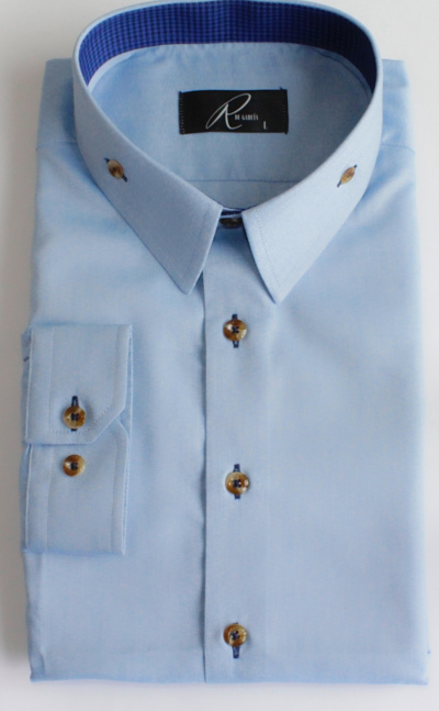 Camisa Azul Botón Lateral en Cuello 