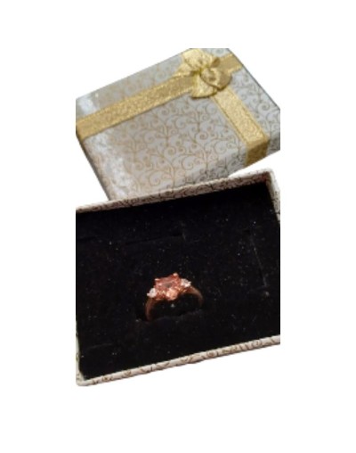 ANILLO EN PLATA Y ZULTANITA 