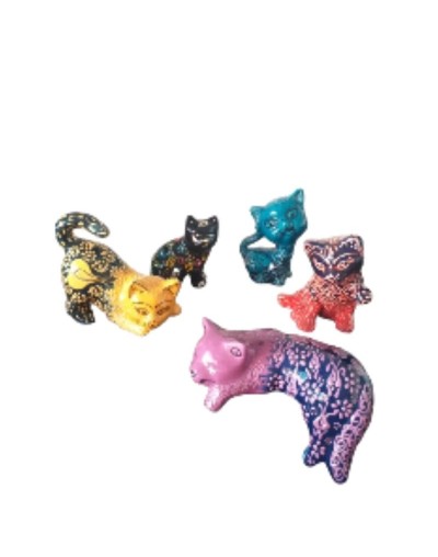 GATOS EN CERAMICA