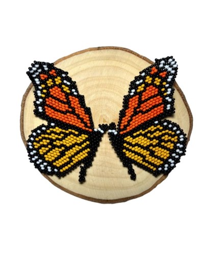 Aretes mariposa en Mostacilla