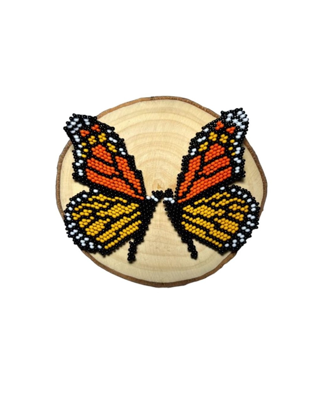 Aretes mariposa en Mostacilla
