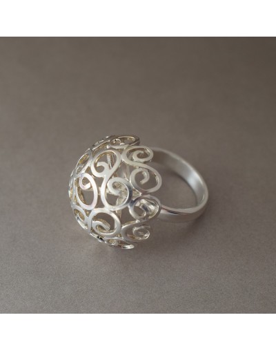 Anillo Trazos Danzantes Convexo