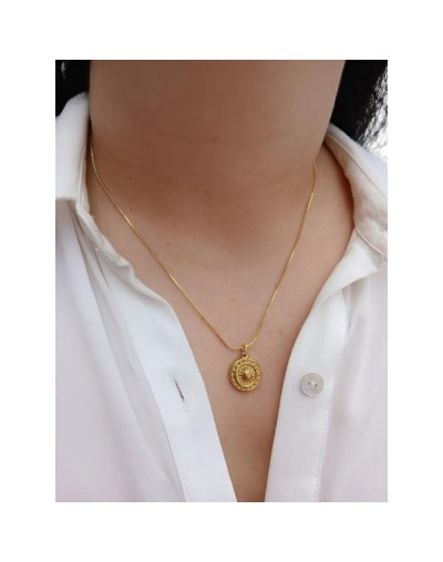 Cadena de luna y estrellas