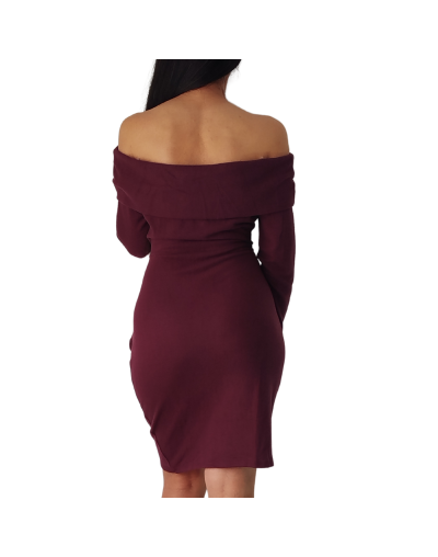 Vestido vinotinto cuello bandeja