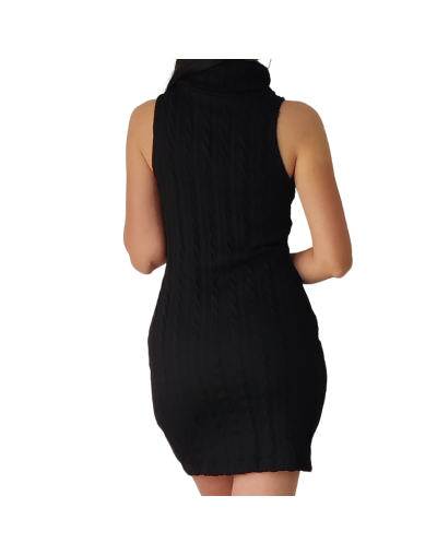 Vestido negro cuello tortuga 