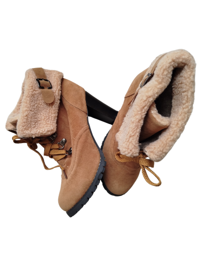 Botines con apliques oveja 