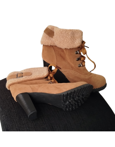 Botines con apliques oveja 