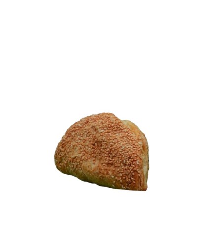 Pastel hojaldrado de carne, masorca y queso