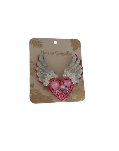 Prendedor Corazon alado elaborado en tecnica embrodeiry