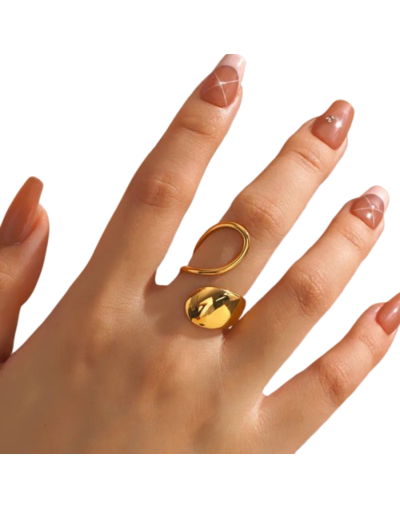 Anillo oval dorado