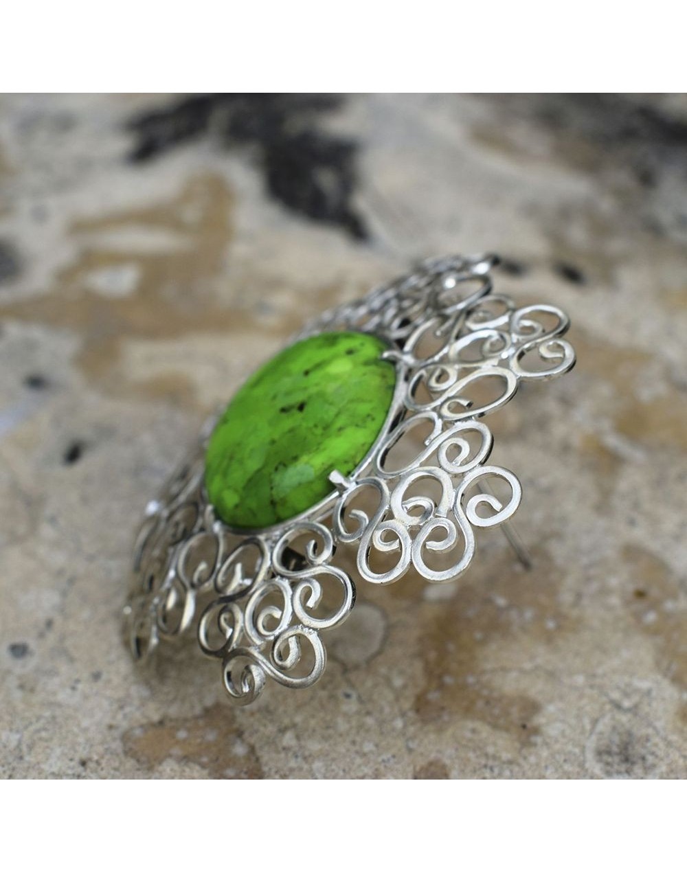 Prendedor turquesa verde