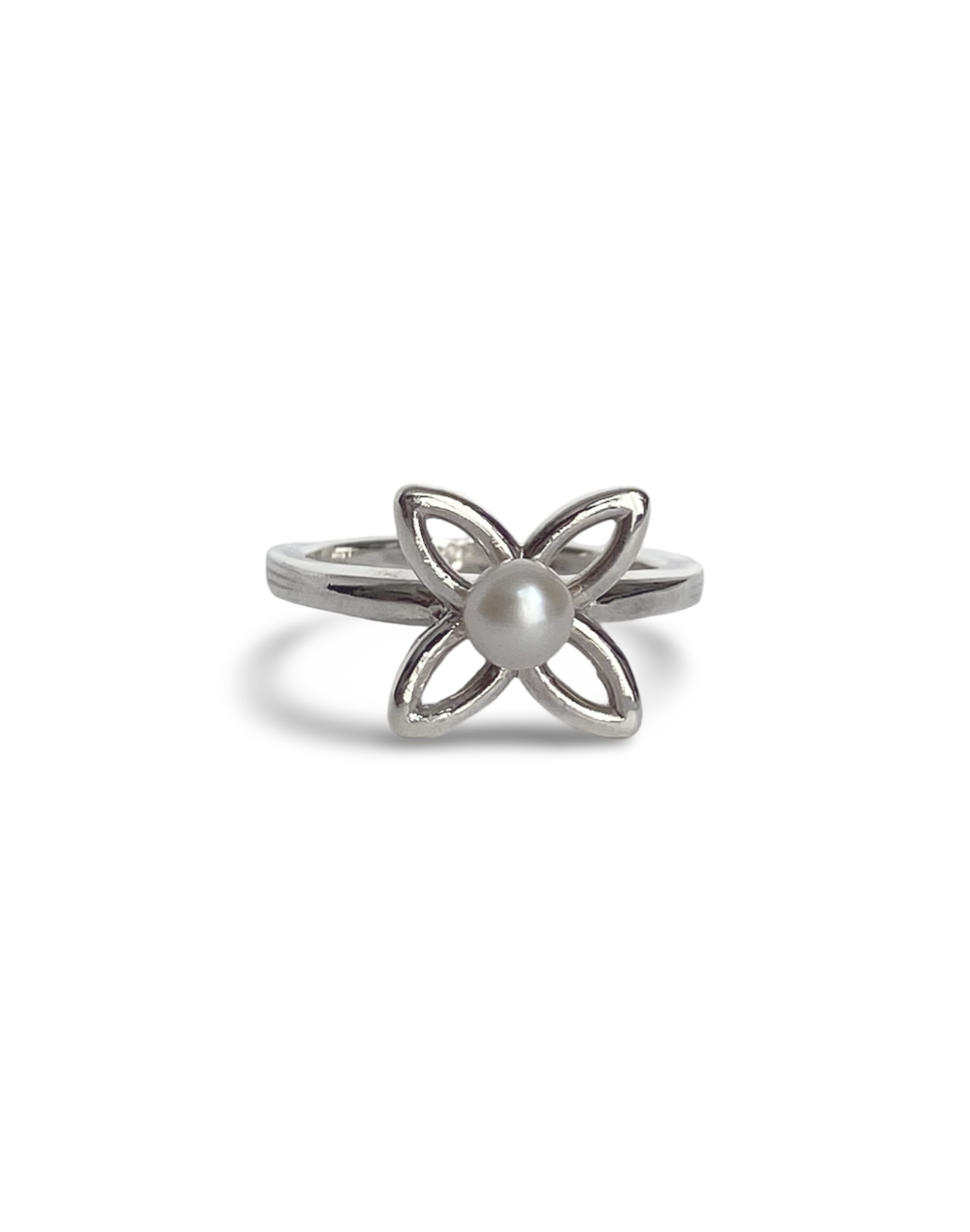 Anillo Flor en plata y perla cultivada