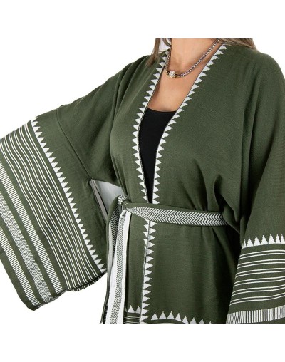 OMA915U15 Ruana Vittoria Color Verde Militar/Marfil Talla Unica