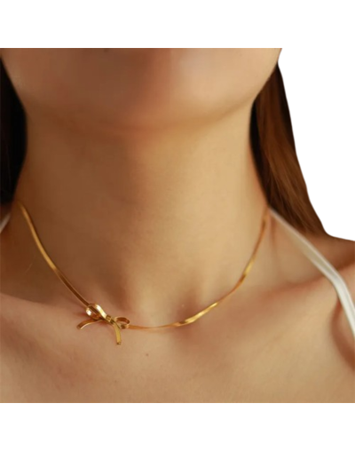 Collar serpiente lazo dorado
