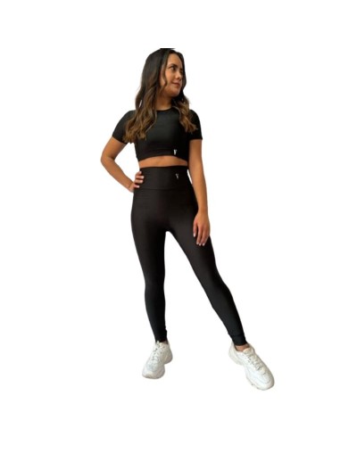 Conjunto Deportivo dama de La Colección  Night Vibes de VEELT