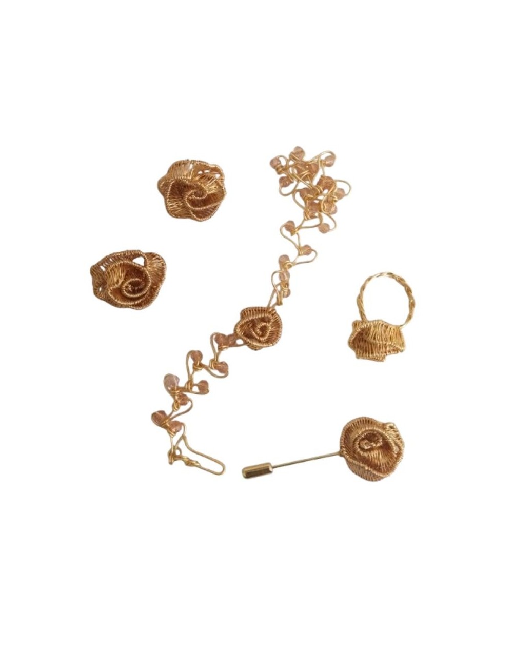 Conjunto dorado técnica alambrismo