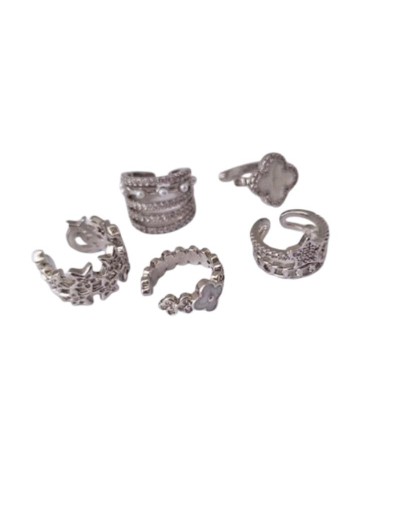 Ear Cuff Plateado 
