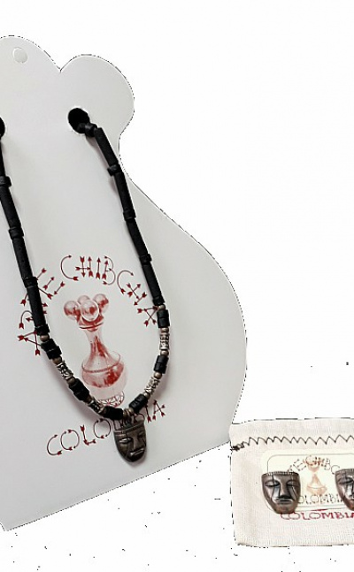 Set collar y aretes Necklace and earring set Rostro nativo Cultura Quimbaya Native face Quimbaya culture