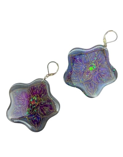 Aretes Flor de Orquídea - Grabado y Brillos | Plata 925 | Mujerón ON!