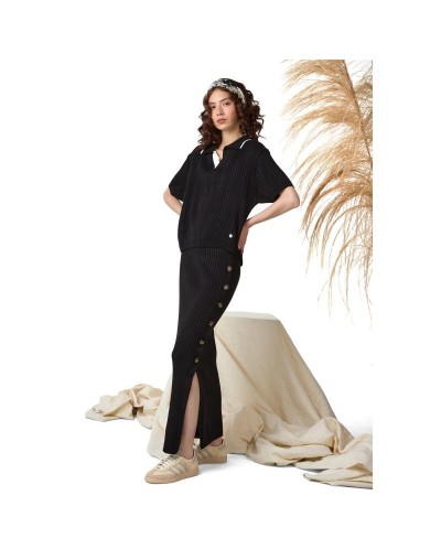 MMF875M01 Falda Caroline Color Negro Talla SM y ML