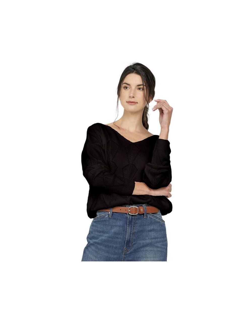 CMC560U01 Buzo Calado Hojas Cuello V Color Negro Talla Unica