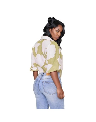SMA818S15 Camisa Crop Floral Manga 3/4 Con Botones Color Verde Oliva Talla S M L