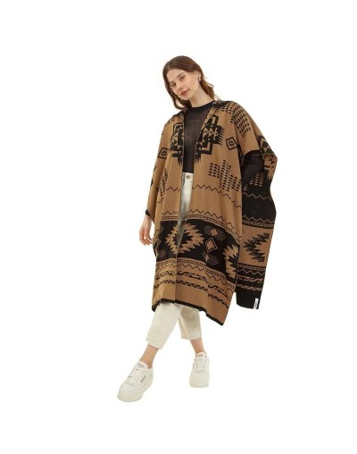 OMA782U01 Ruana Artesanal Capota Pirámides Doble Faz Color Negro Camel Talla Unica 