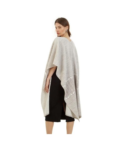 OMA778U09 Ruana Rayas Étnica Doble Faz Color Beige Marfil Talla Unica