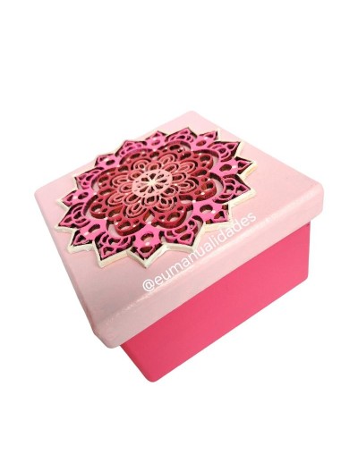 Caja mandala fucsia