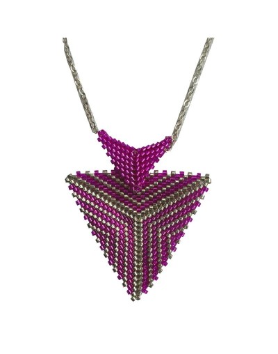 Collar de triangulo