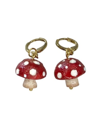 Aretes en forma de hongos de color rojo