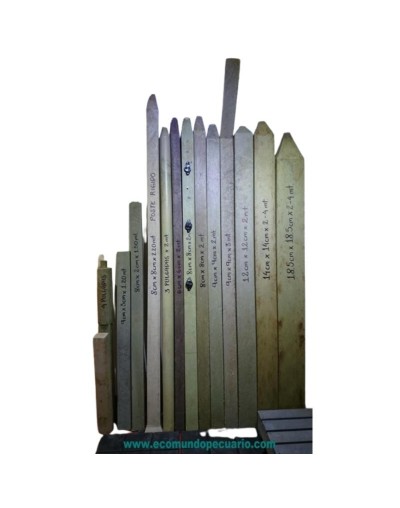 Postes plásticos ecológicos 8 cm x 8 cm x 2.10 mt unidad- para delimitar Ecomundo Pecuario