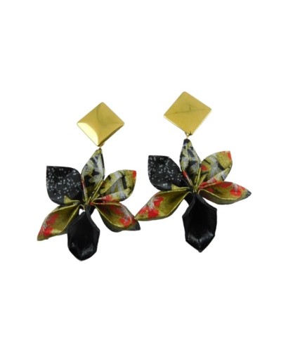 Aretes de orquidea en origami barnizado