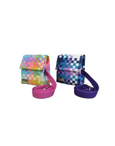 Cartera Estilo Mini Baúl Zuncho Plástico